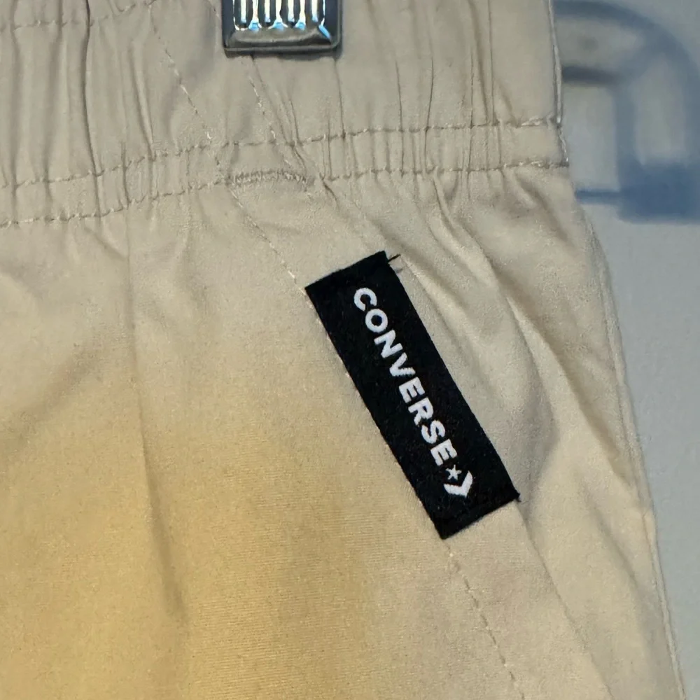 Converse Girls Cream A-Line Skirt Pockets Elastic Waist Size M 10-12 NWOT